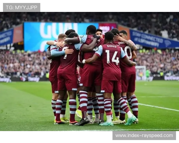 西汉姆联与热刺激战英超 聚焦伦敦德比精彩对决 西汉姆联与热刺激战英超 聚焦伦敦德比精彩对决